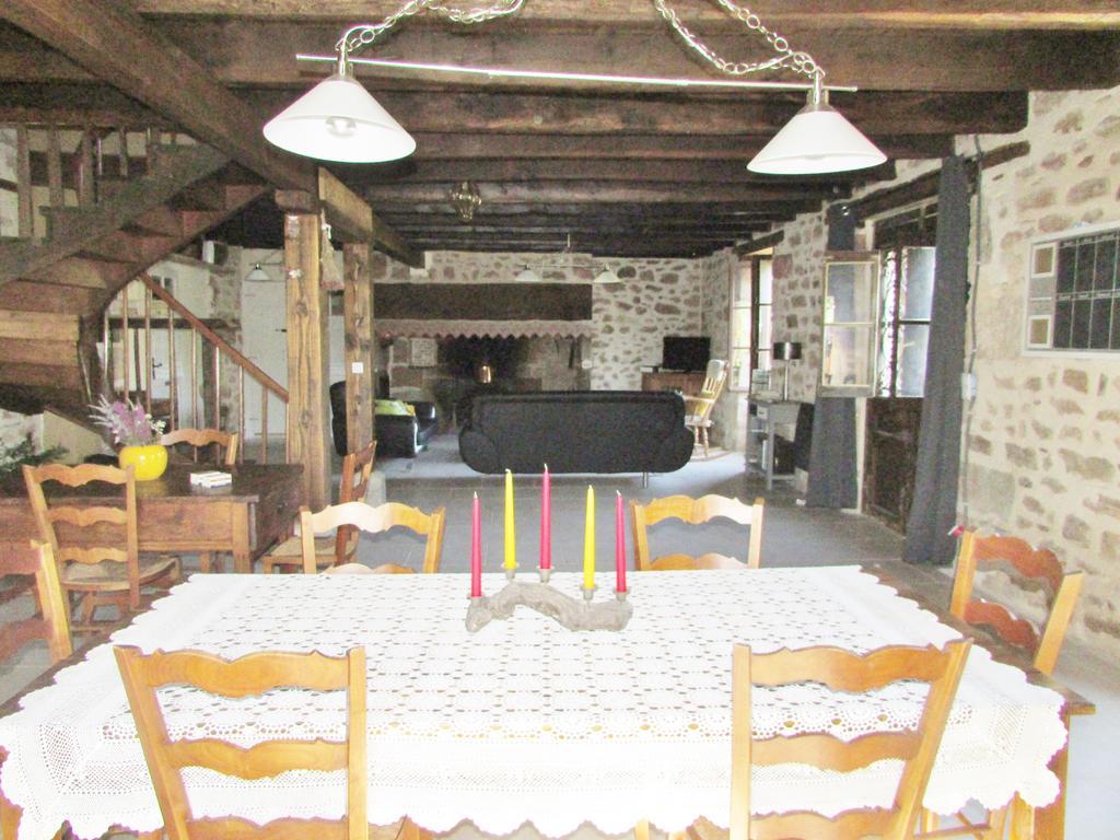 Ecuries de Saint Maurice- Maison d'hôtes de Gondou Lacapelle-Marival Exterior foto