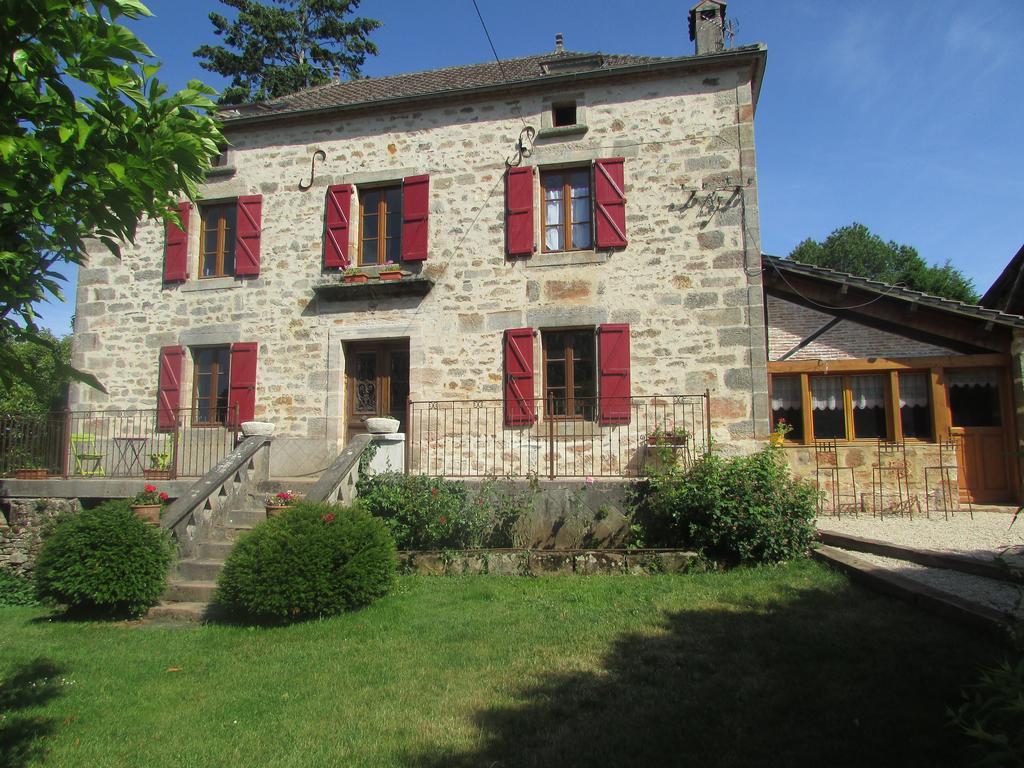 Ecuries de Saint Maurice- Maison d'hôtes de Gondou Lacapelle-Marival Exterior foto